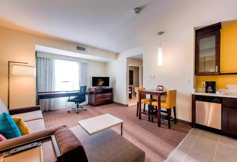 クイーンサイズベッドのスイートルーム, Residence Inn By Marriott Nashua
