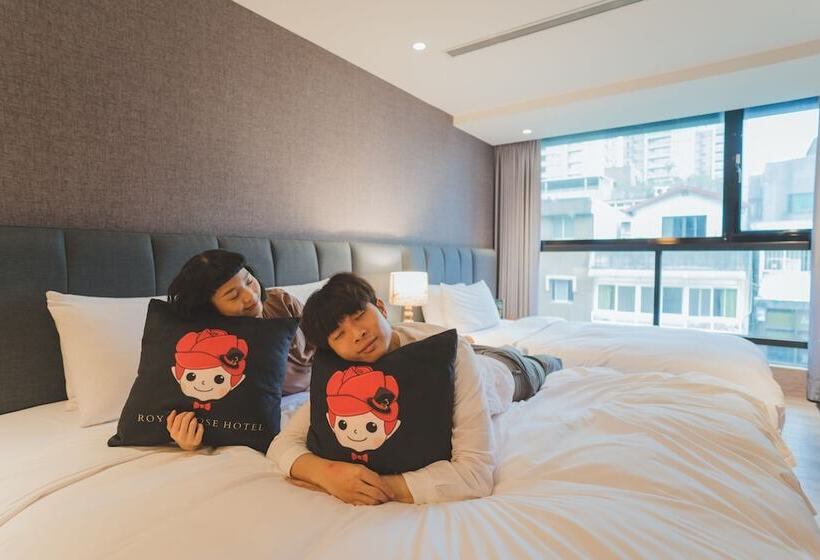 اتاق استاندارد سه نفره, Royal Rose Hotel Xinsheng