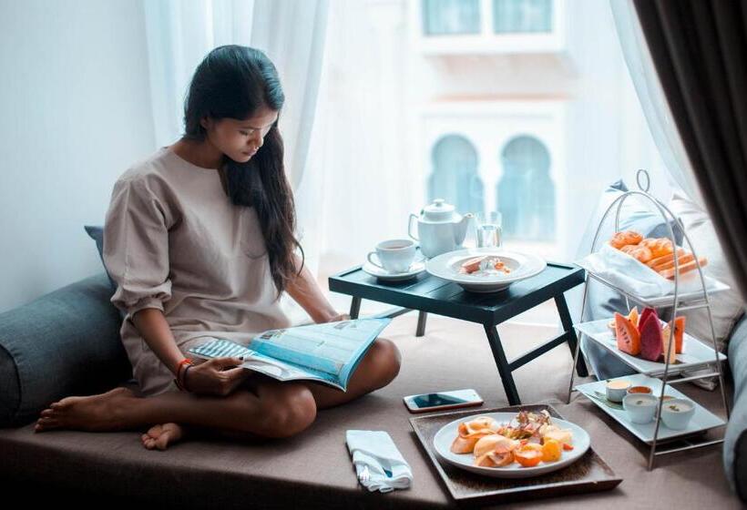 سوییت با چشمانداز استخر, Sarai Resort & Spa And Wander By Sarai