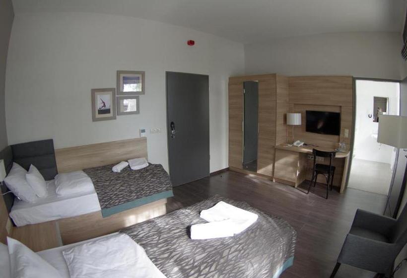 Номер Стандарт, Therapia