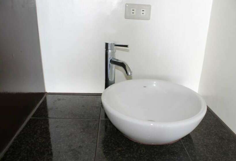 חדר סטנדרט, Turtle Inn Resort