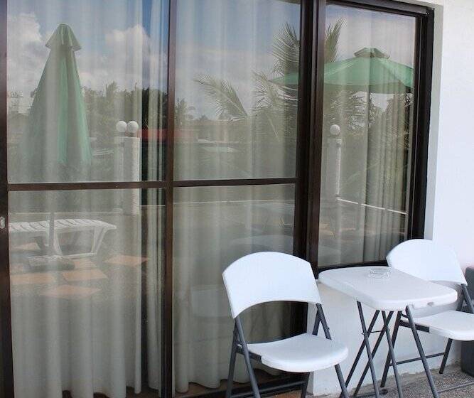 חדר סופריור, Turtle Inn Resort