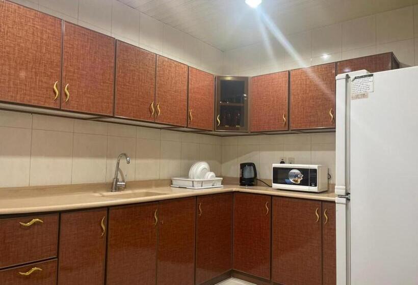 3 Schlafzimmer Apartment, شقق ليالي الشرق للوحدات 1