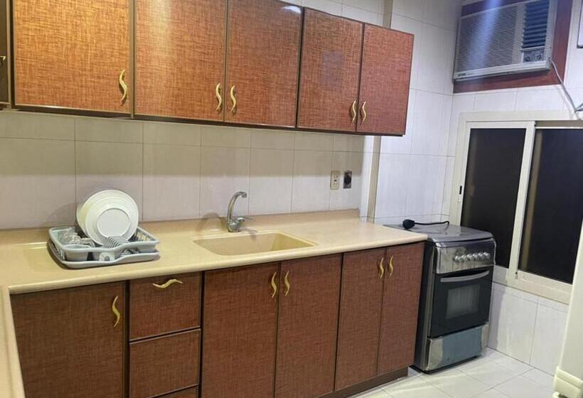 3 Schlafzimmer Apartment, شقق ليالي الشرق للوحدات 1