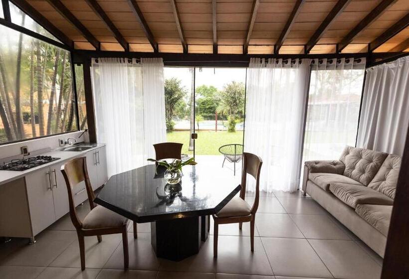 سوییت خانوادگی, Terrazas Vista Verde