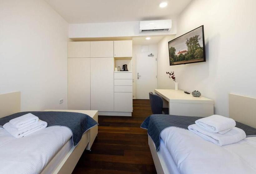 スタンダードルーム, Pension Chmelnice