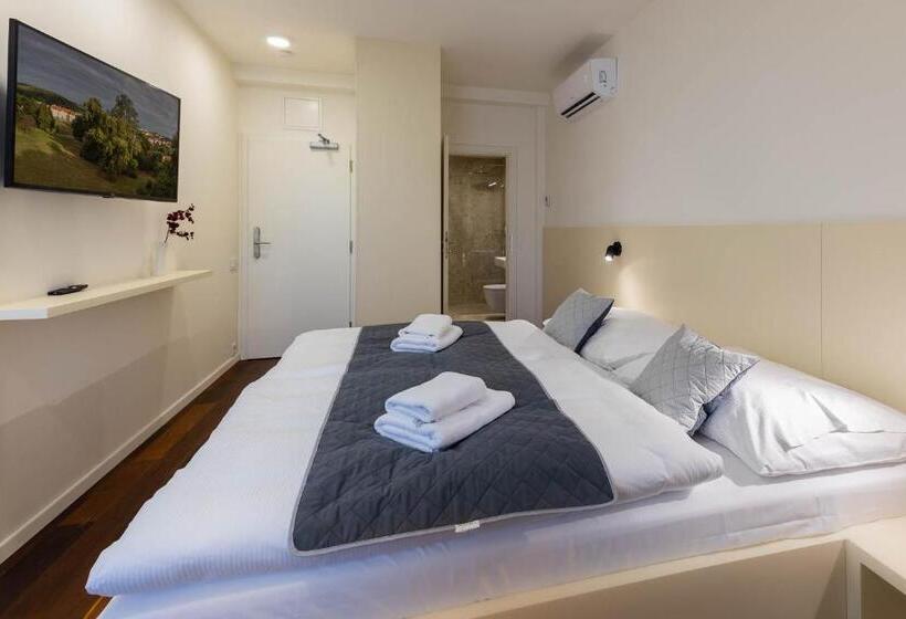 スタンダードルーム, Pension Chmelnice