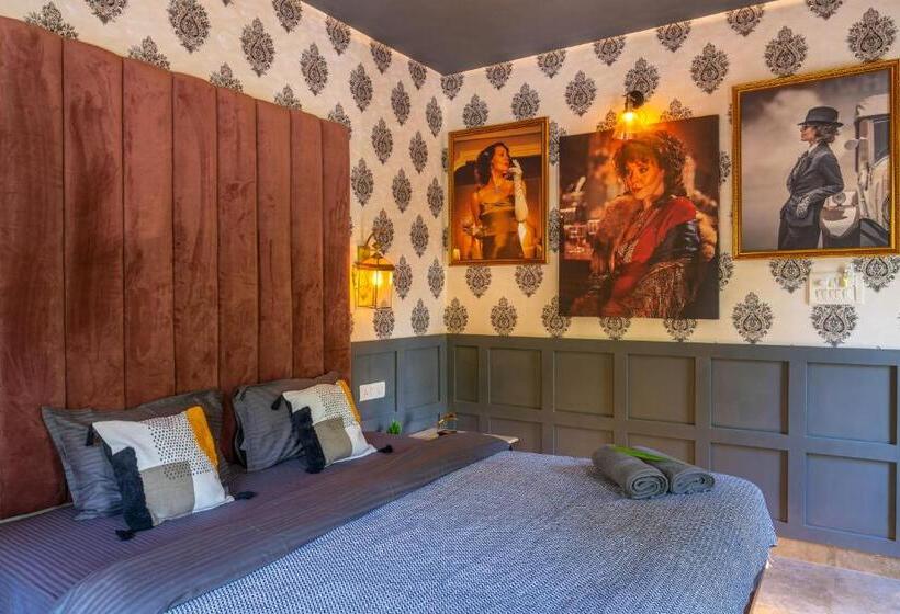 스탠다드 룸 킹사이즈 침대, Whoopers Boutique Hotel, Anjuna