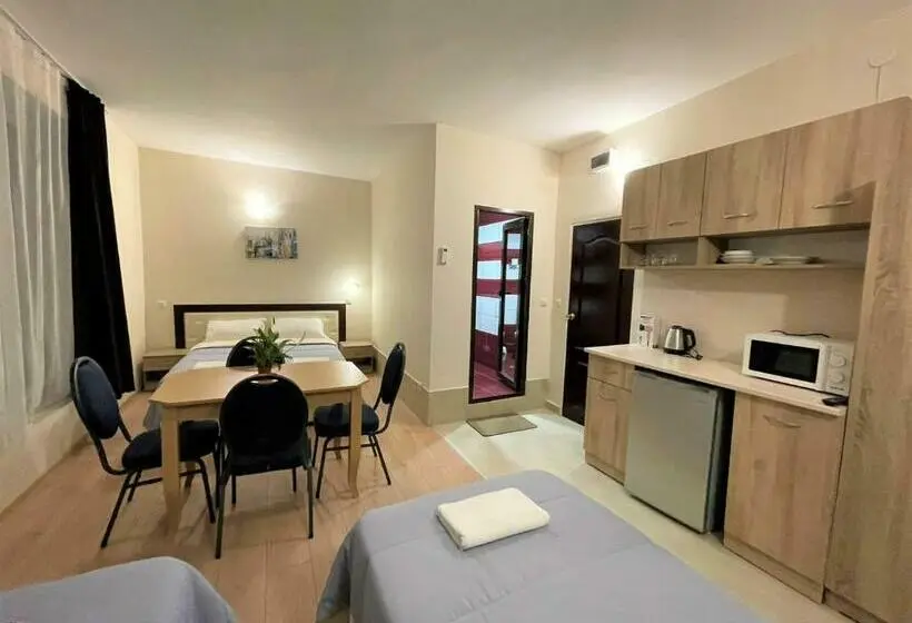 デラックスの４人部屋, Live Inn Bulgaria Town Svishtov