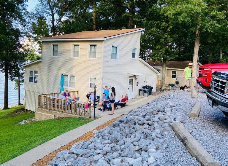 חדר משפחתי, Kentucky Lake Hickory Hill Resort