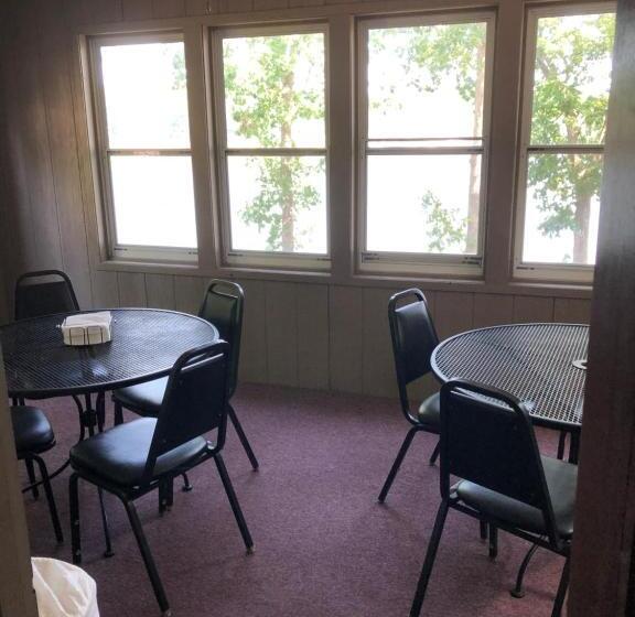 חדר משפחתי, Kentucky Lake Hickory Hill Resort