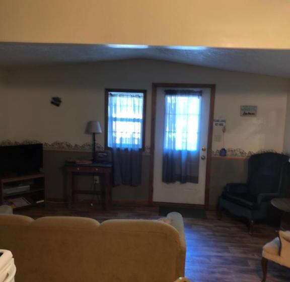 חדר משפחתי, Kentucky Lake Hickory Hill Resort