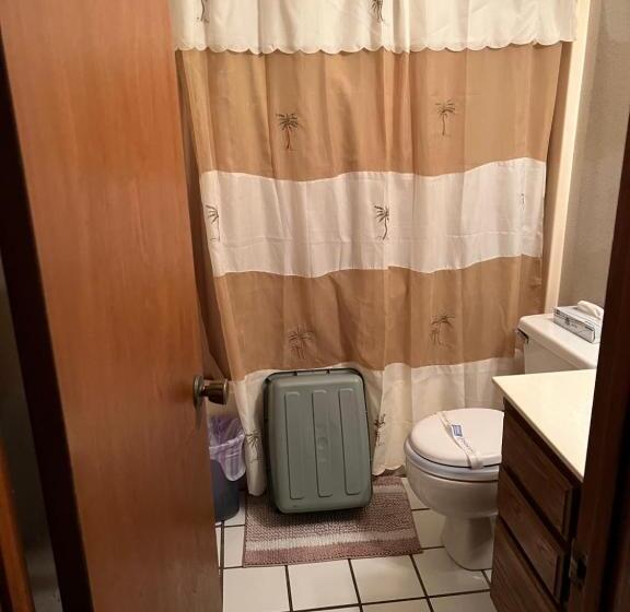 חדר משפחתי, Kentucky Lake Hickory Hill Resort