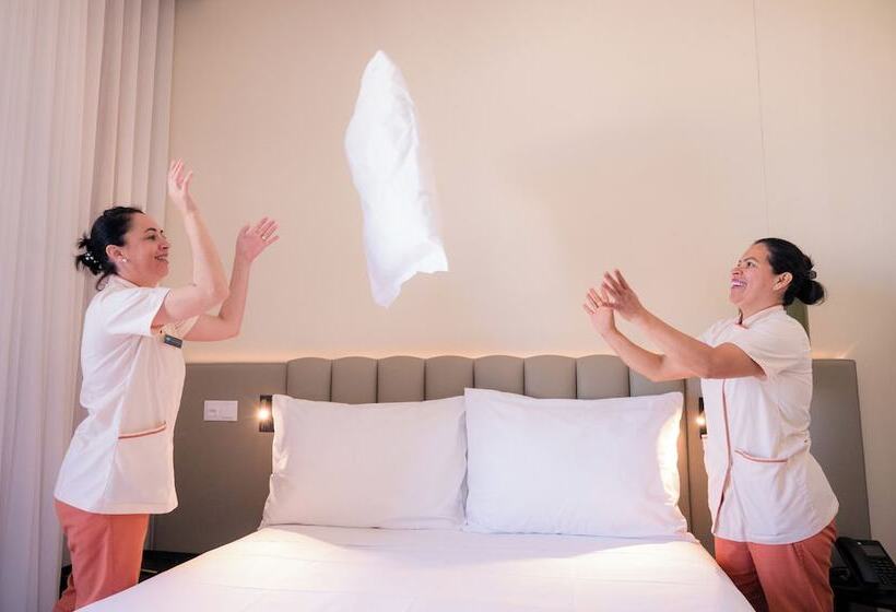 غرفة سوبيريور مطلة على المدينة, Sines Sea View Business & Leisure