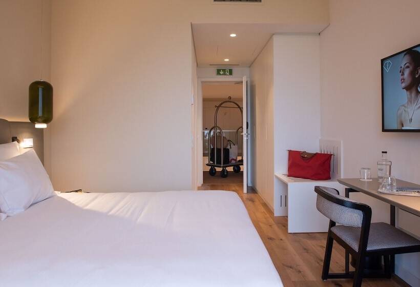 غرفة سوبيريور مطلّة علي البحر, Sines Sea View Business & Leisure