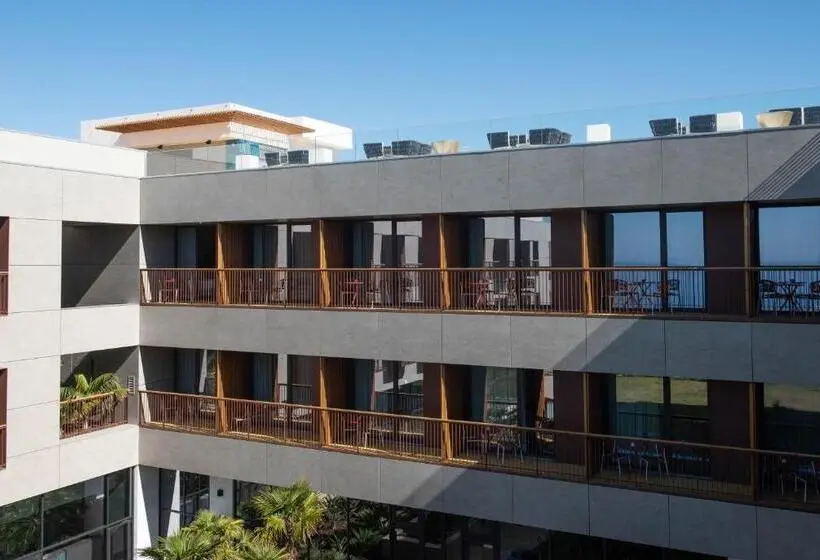 Superior-huone Sivuttainen Merinäkymä, Sines Sea View Business & Leisure