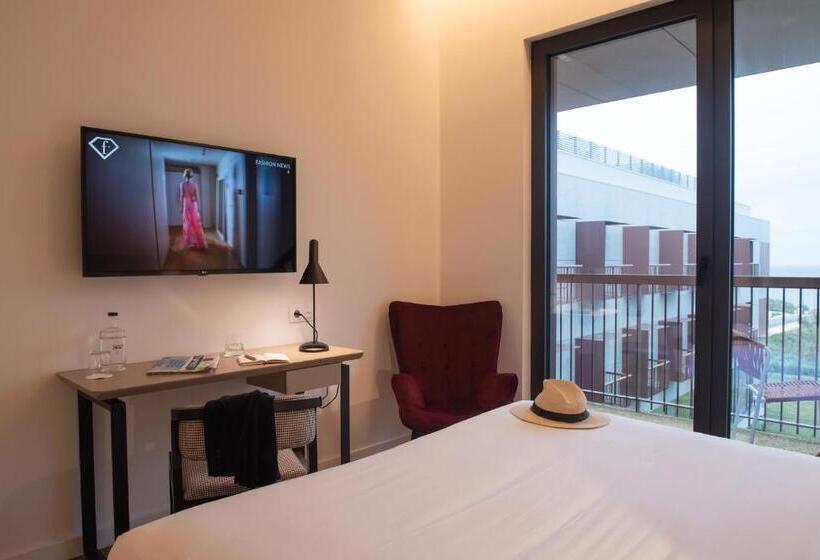 غرفة سوبيريور مطلّة علي البحر, Sines Sea View Business & Leisure