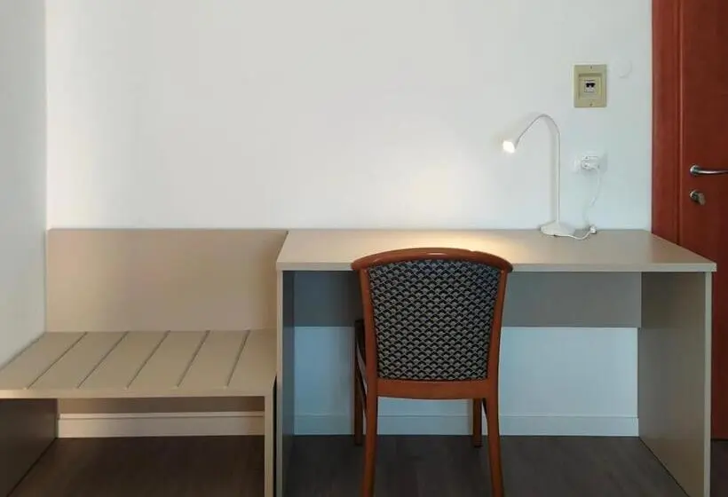 スタンダードルーム, Friuli