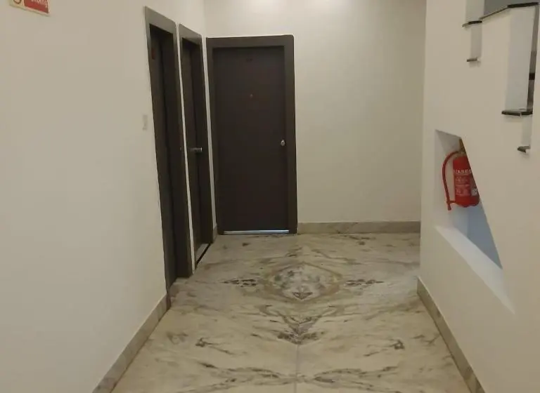 デラックスルーム, Nisha Nest, Bhopal