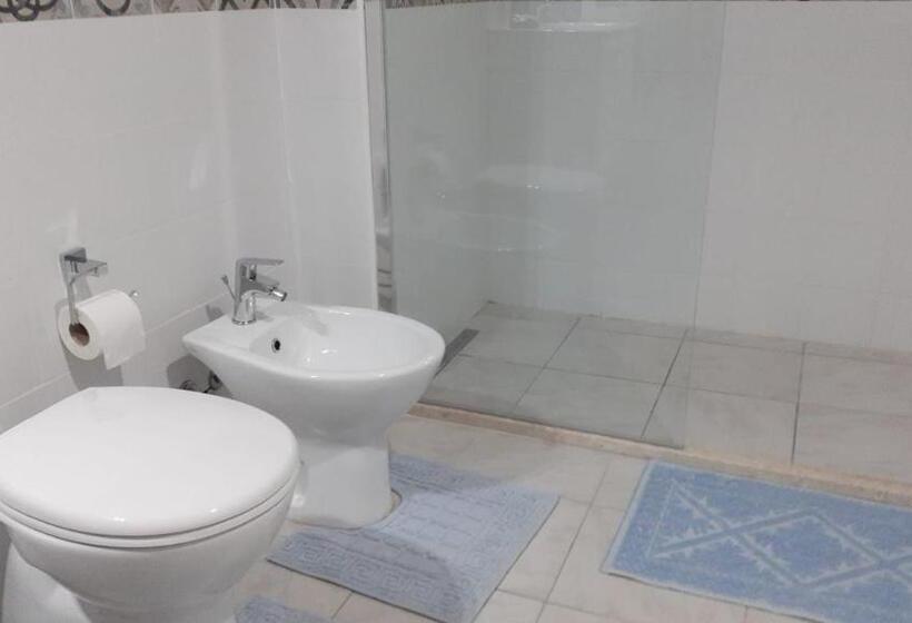 带海景标准四人间, Affittacamere Aiosardegna Al Porto