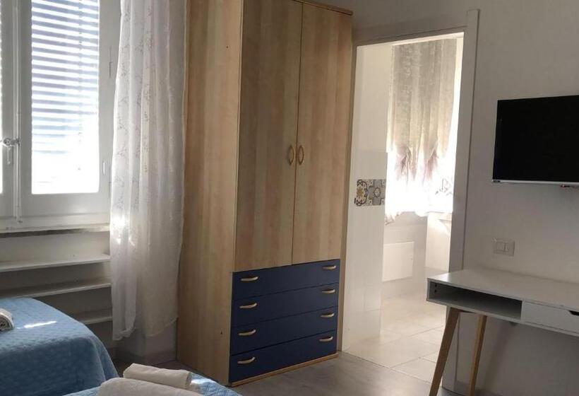 带海景标准四人间, Affittacamere Aiosardegna Al Porto