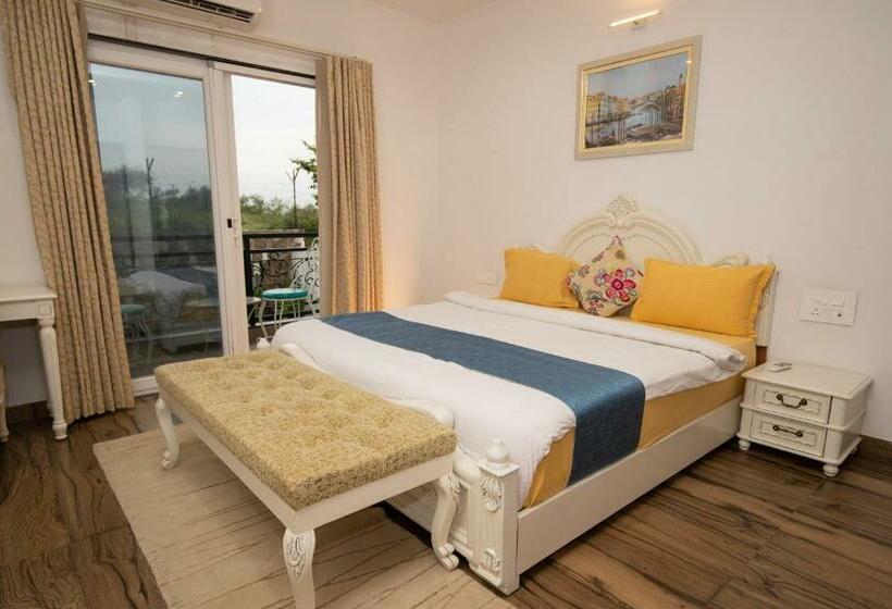 جناح جونيور مزوَّد بشرفة, Amizunie S Boutique Hotel By Ssaz Hospitality