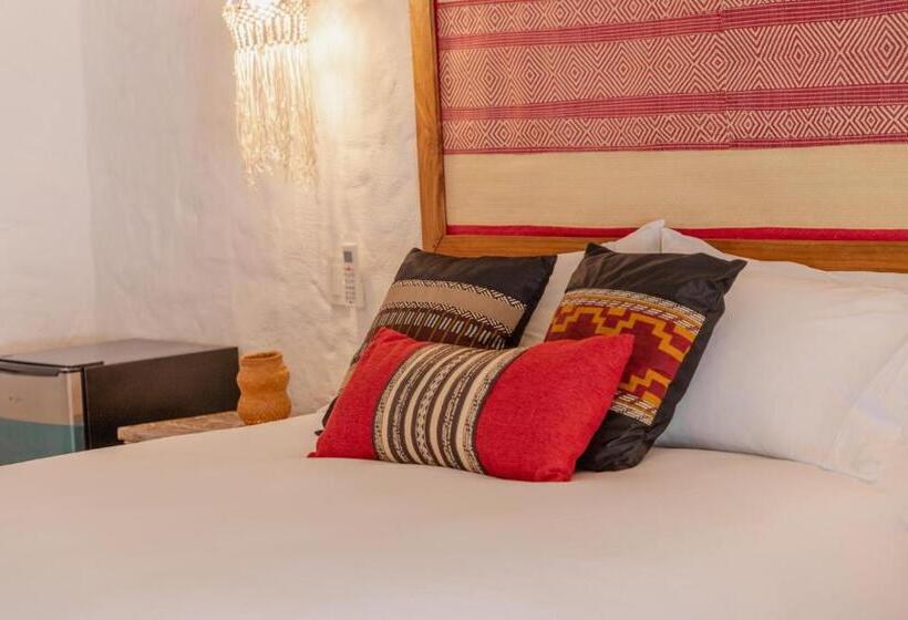 اتاق لوکس, Bora Bora Beach Club