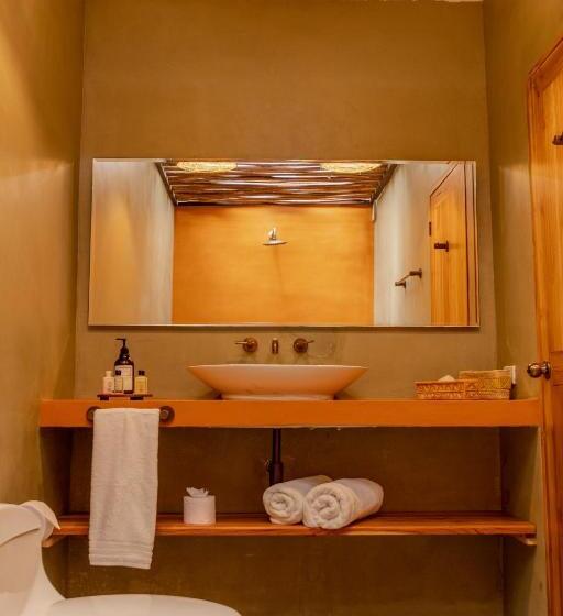 غرفة ديلوكس, Bora Bora Beach Club