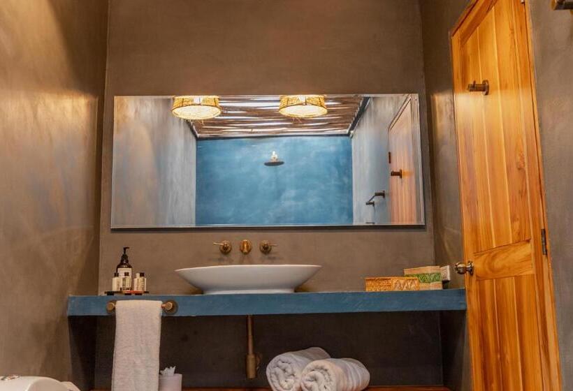 غرفة ديلوكس, Bora Bora Beach Club