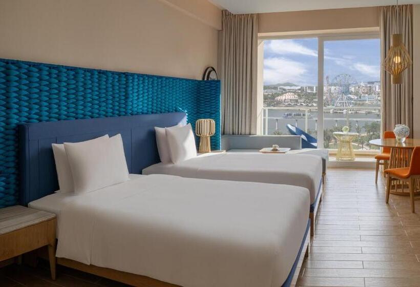 חדר קלאב עם נוף לים, Hyatt Regency Hainan Ocean Paradise Resort