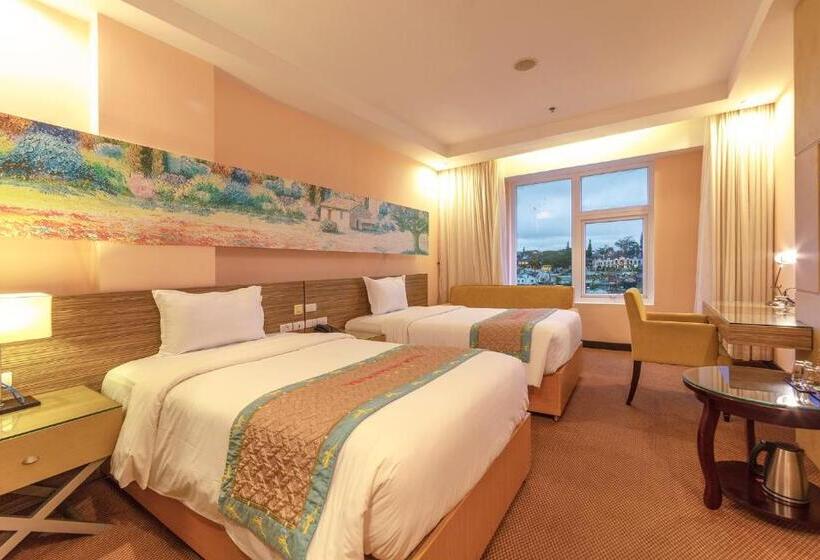 Трехместный Номер Deluxe, Vietsovpetro Hotel Dalat