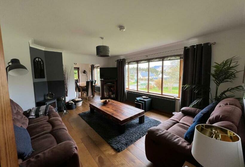 스탠다드 룸, Carn A Chuilinn House