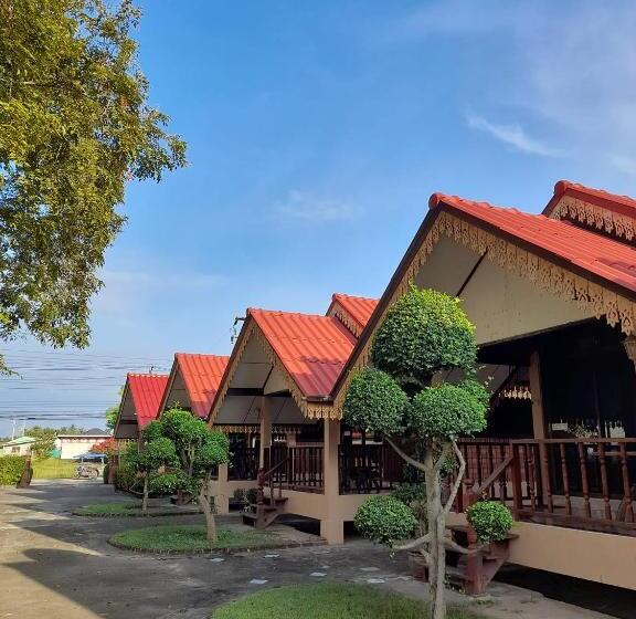 سوییت, สุขทวีรีสอร์ท อ่าวมะนาว