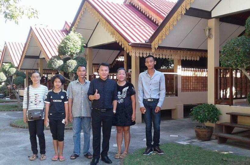 سوییت, สุขทวีรีสอร์ท อ่าวมะนาว