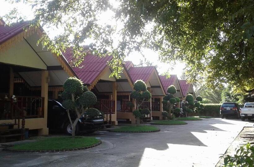 اتاق خانوادگی, สุขทวีรีสอร์ท อ่าวมะนาว