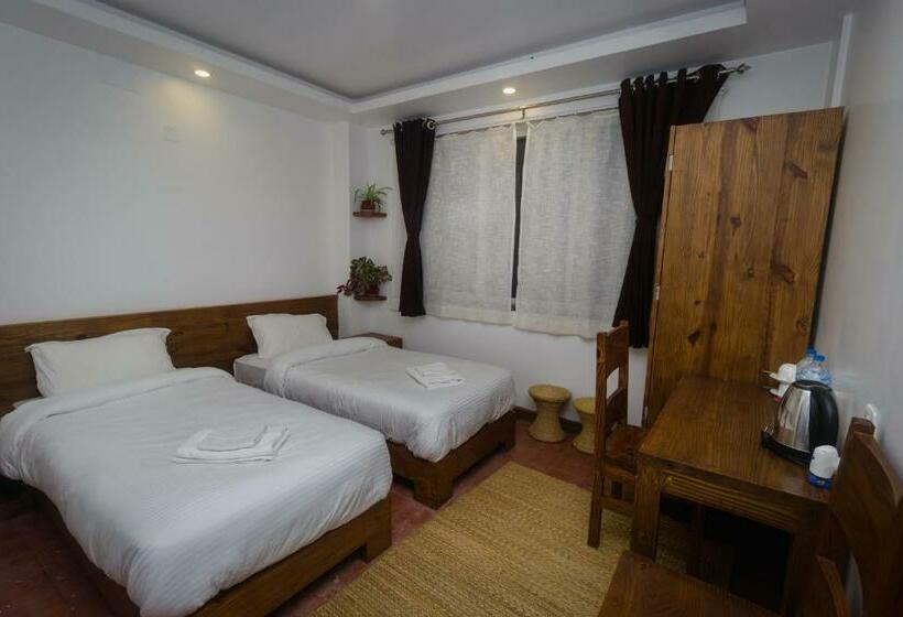 اتاق استاندارد با چشمانداز باغ, Yalamul Garden