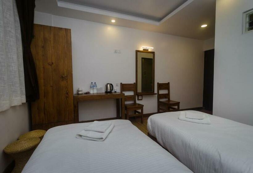 اتاق استاندارد با چشمانداز باغ, Yalamul Garden