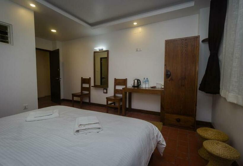 اتاق استاندارد با چشمانداز باغ, Yalamul Garden