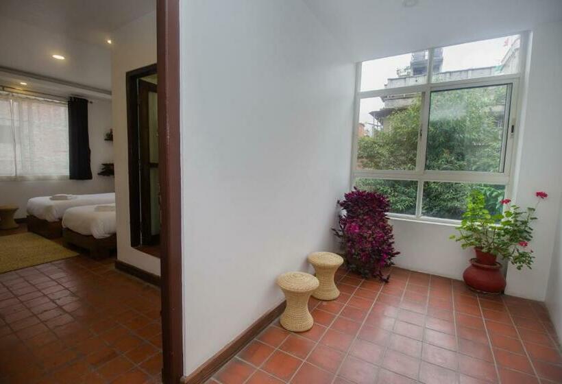 اتاق استاندارد با چشمانداز باغ, Yalamul Garden