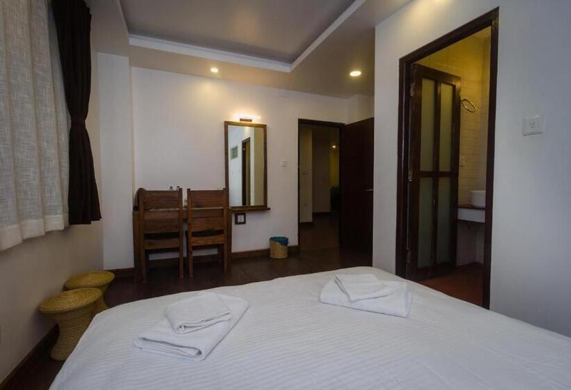 اتاق استاندارد با چشمانداز باغ, Yalamul Garden