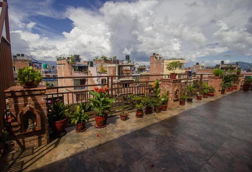 اتاق سوپریور, Yalamul Garden