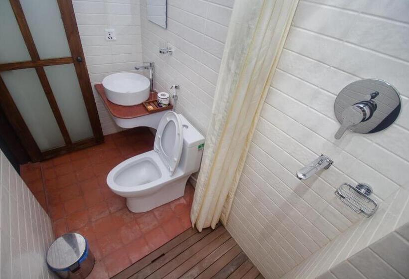 اتاق استاندارد با چشمانداز باغ, Yalamul Garden