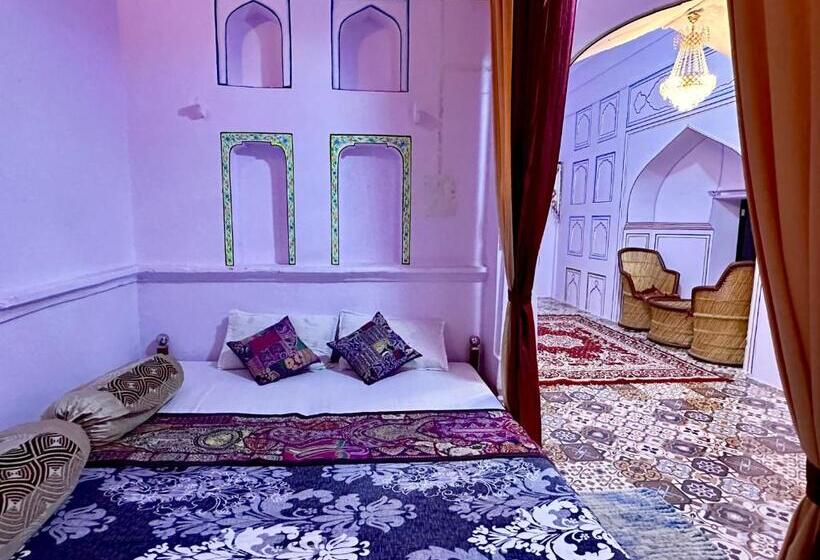 Chambre Quadruple Deluxe, Kota Kunj Heritage