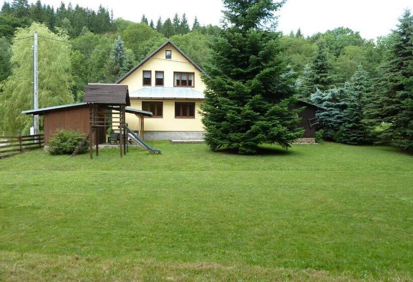 스탠다드 트리플 룸, Pod Sněžníkem