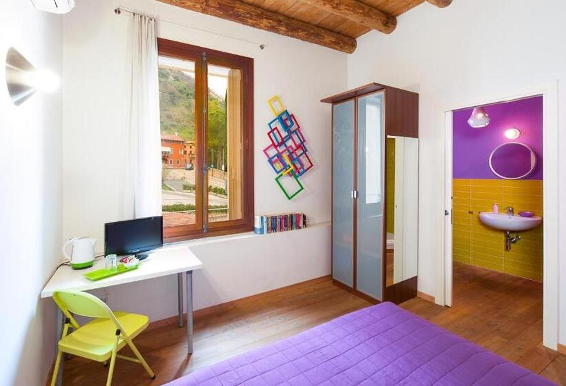 اتاق استاندارد, B&b Borgo Castello