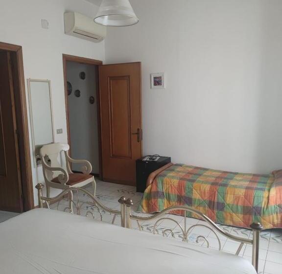 标准三人间, B&b Il Cedro