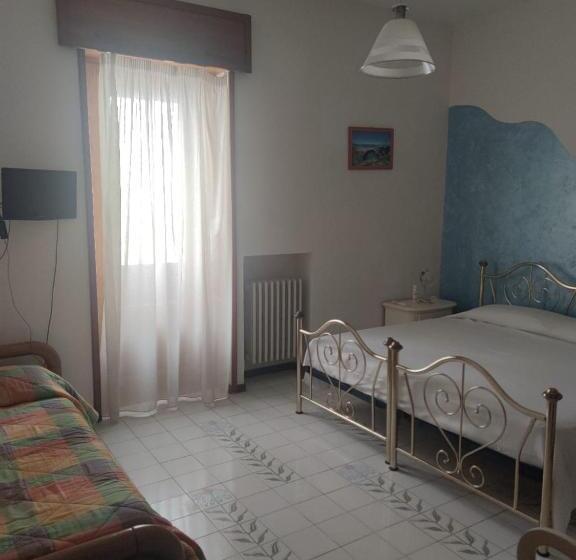 スタンダードトリプルルーム, B&b Il Cedro