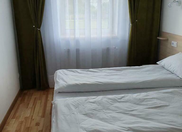 스탠다드 룸, дім святого йосифа