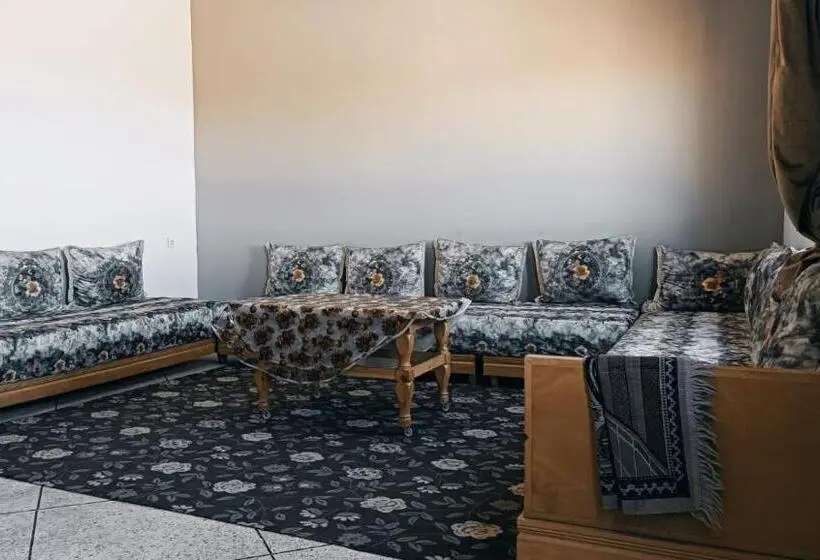 ２ベッドルームアパートメント, Afgo Hostel