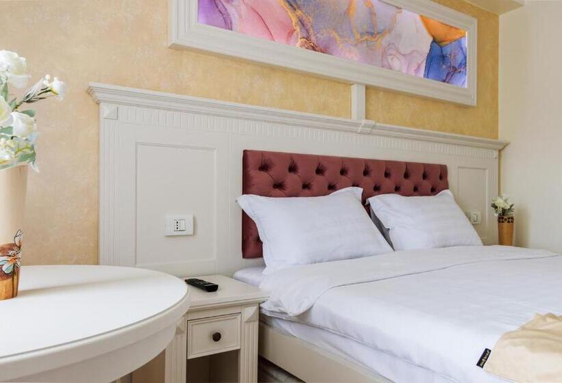 غرفة قياسية مزوَّدة بشُرفة, Central   Baile Olanesti